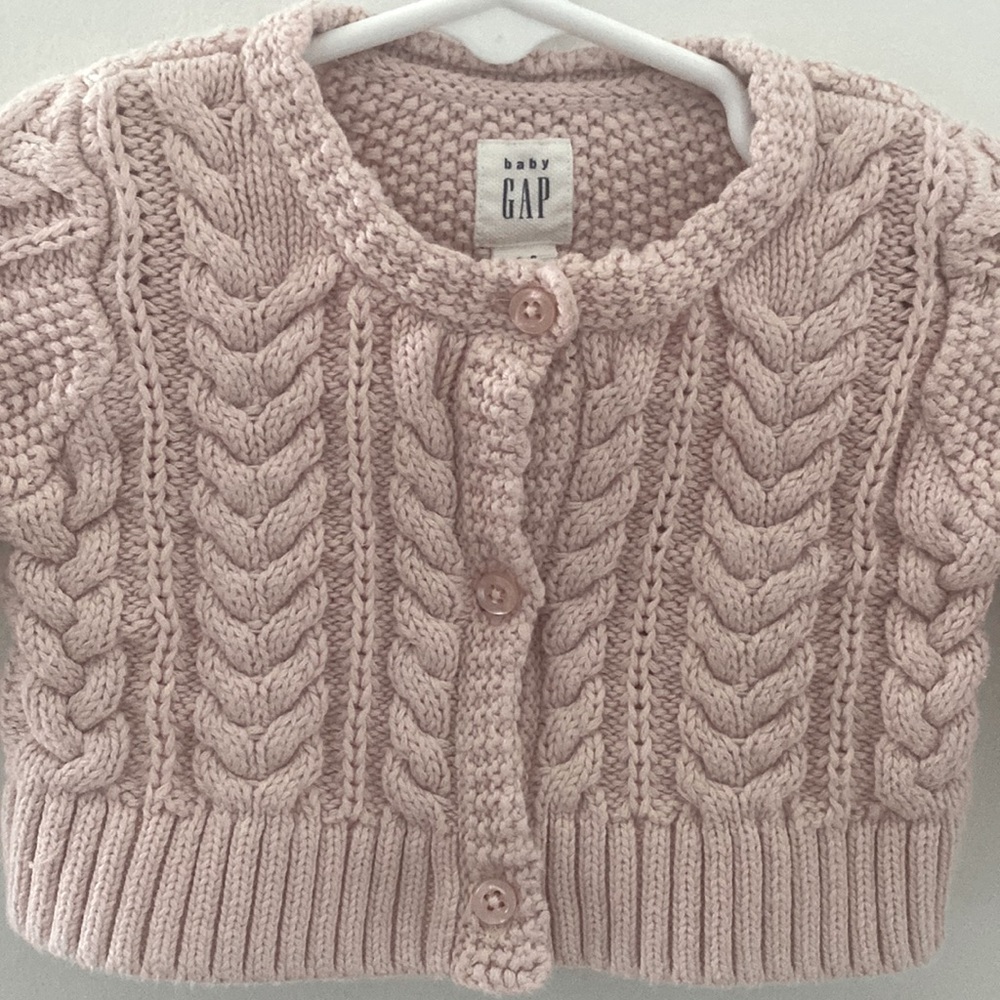 GAP dusty rose sweater
